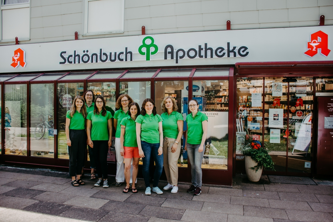 Gruppenfoto Mitarbeiter Schönbuch-Apotheke